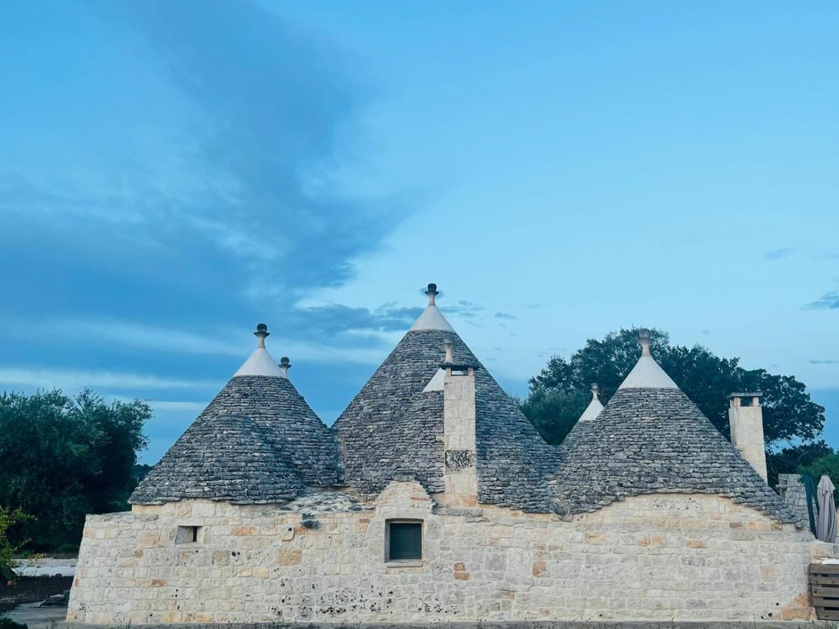 Scardino Trulli Hotell Locorotondo Exteriör bild