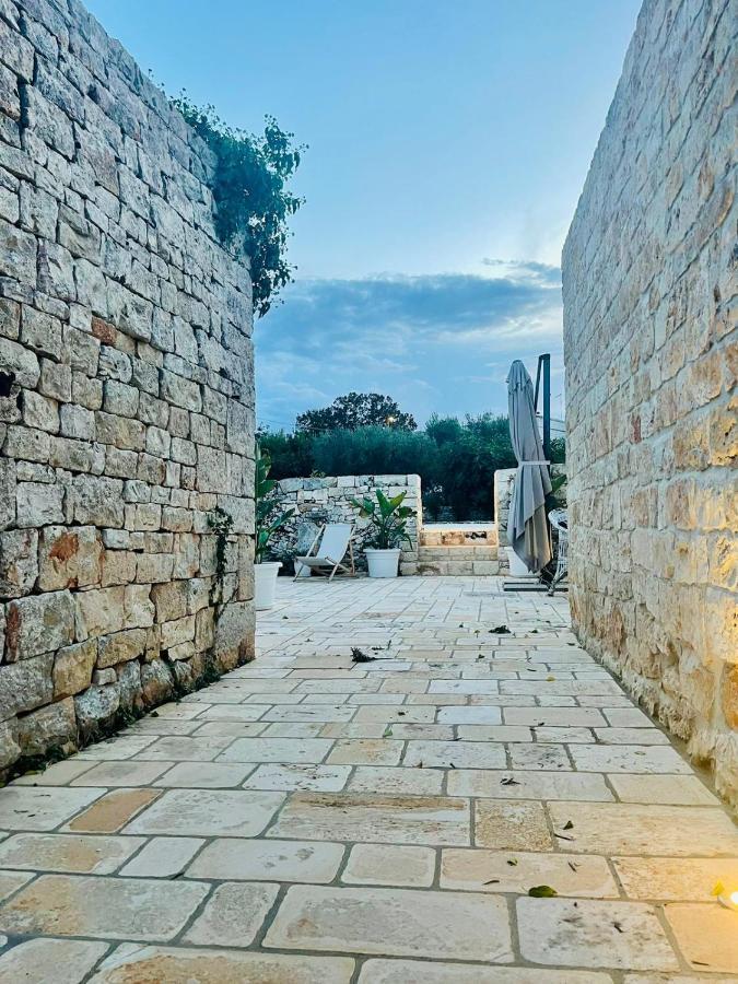 Scardino Trulli Hotell Locorotondo Exteriör bild