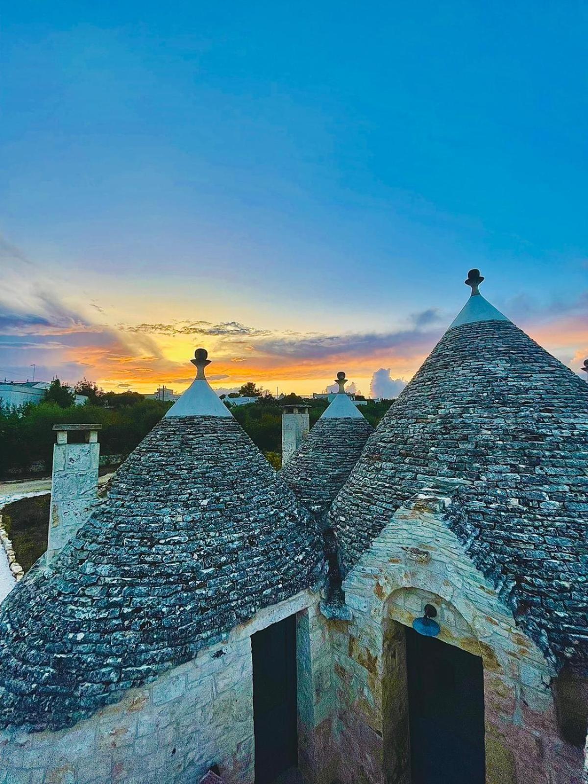 Scardino Trulli Hotell Locorotondo Exteriör bild